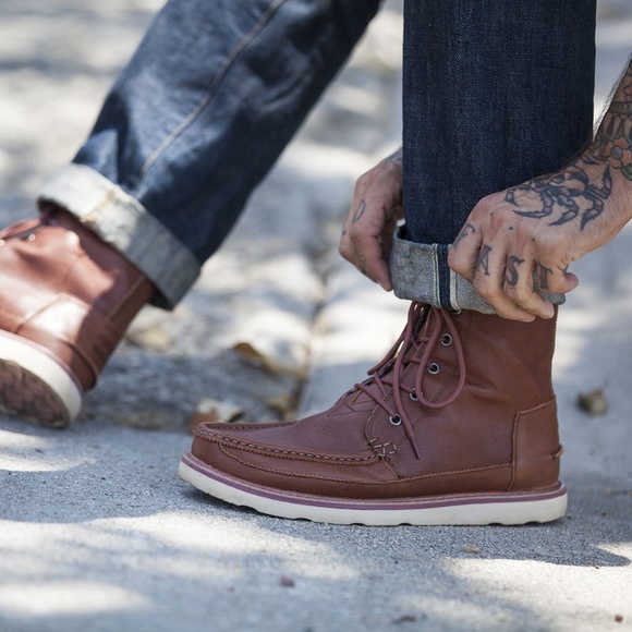 Toms Other - TOMS men's Searcher Brown/Tan Leather Chukka Boot